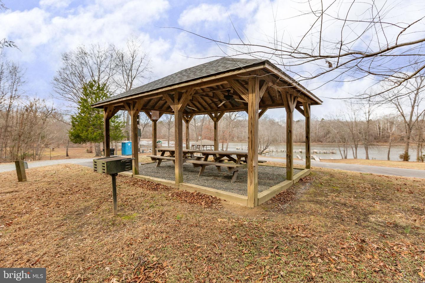 546 PALOMINO DR, LOUISA, Virginia 23093, 4 Bedrooms Bedrooms, 10 Rooms Rooms,2 BathroomsBathrooms,Residential,For sale,546 PALOMINO DR,VALA2009148 MLS # VALA2009148