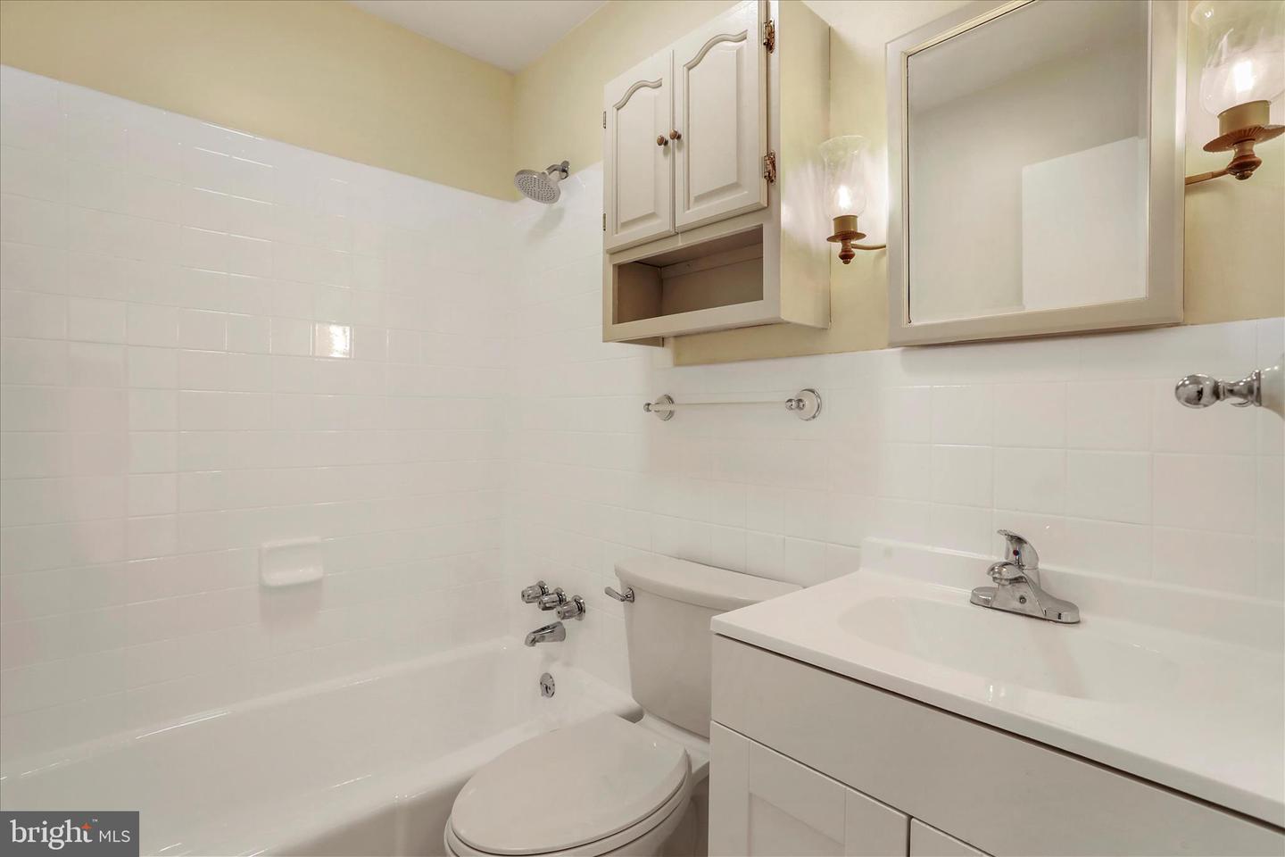 373 WALTON ST, STRASBURG, Virginia 22657, 3 Bedrooms Bedrooms, ,1 BathroomBathrooms,Residential,For sale,373 WALTON ST,VASH2013370 MLS # VASH2013370