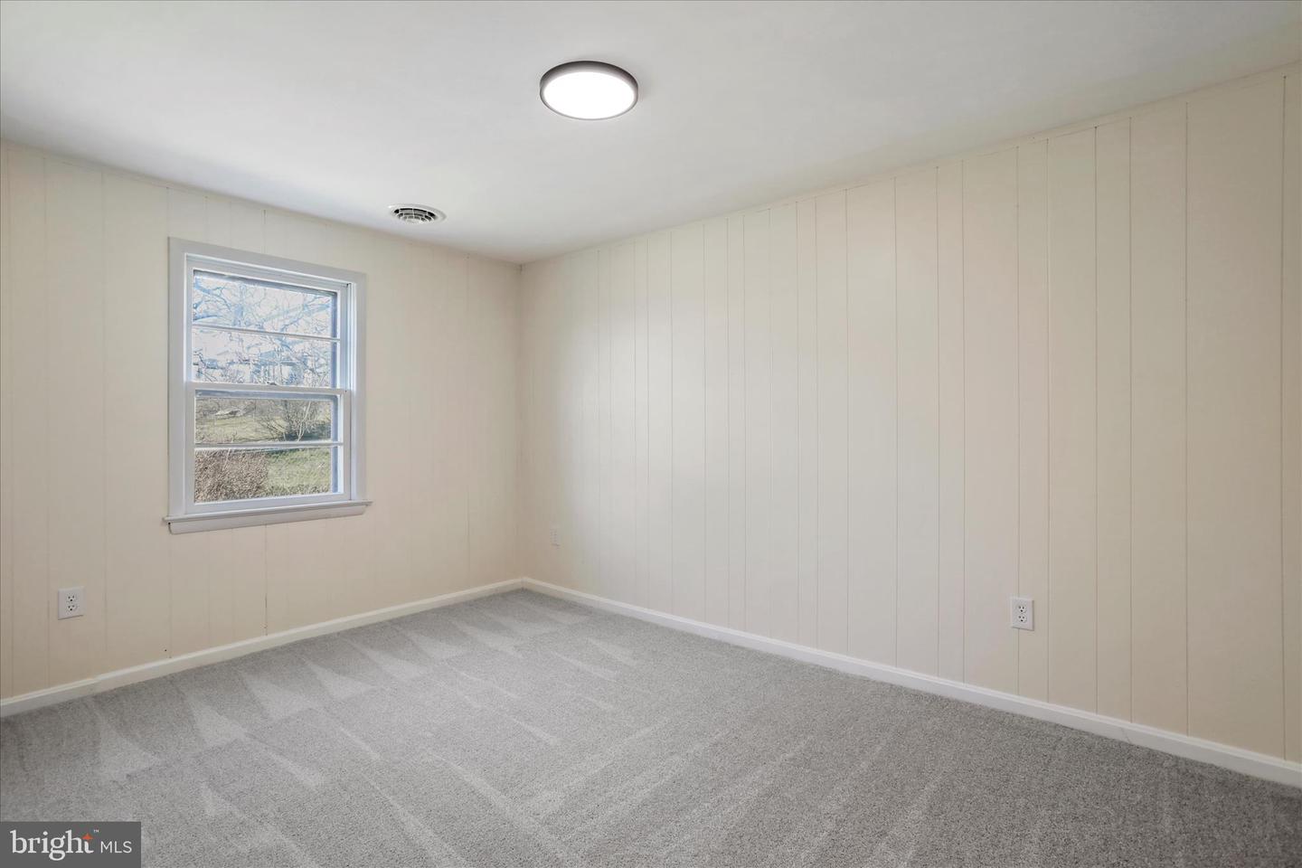 373 WALTON ST, STRASBURG, Virginia 22657, 3 Bedrooms Bedrooms, ,1 BathroomBathrooms,Residential,For sale,373 WALTON ST,VASH2013370 MLS # VASH2013370