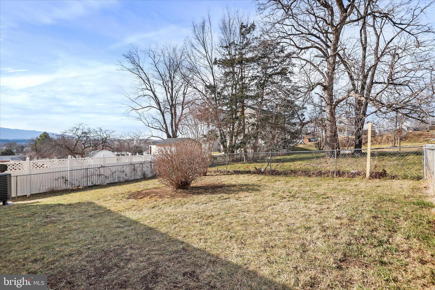 373 WALTON ST, STRASBURG, Virginia 22657, 3 Bedrooms Bedrooms, ,1 BathroomBathrooms,Residential,For sale,373 WALTON ST,VASH2013370 MLS # VASH2013370