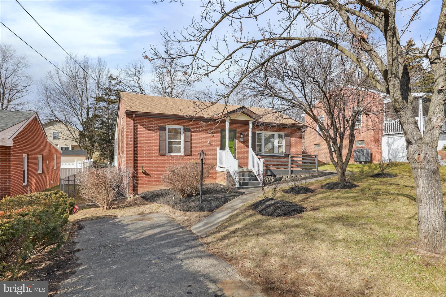 373 WALTON ST, STRASBURG, Virginia 22657, 3 Bedrooms Bedrooms, ,1 BathroomBathrooms,Residential,For sale,373 WALTON ST,VASH2013370 MLS # VASH2013370