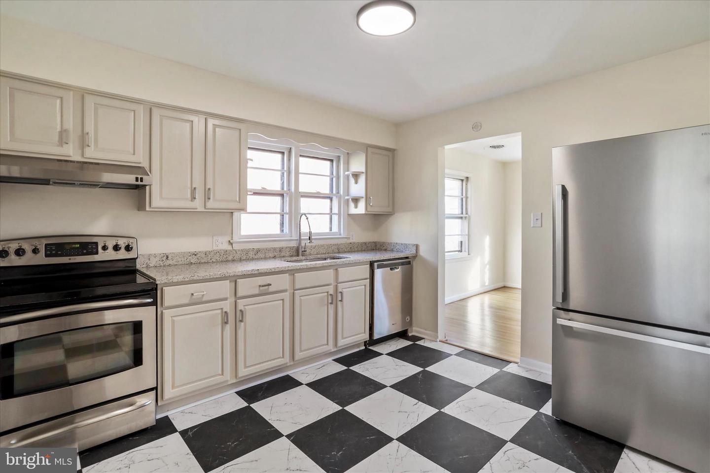 373 WALTON ST, STRASBURG, Virginia 22657, 3 Bedrooms Bedrooms, ,1 BathroomBathrooms,Residential,For sale,373 WALTON ST,VASH2013370 MLS # VASH2013370