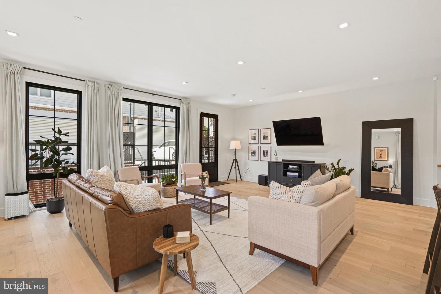 2100 4TH ST NE #1, WASHINGTON, District Of Columbia 20002, 4 Bedrooms Bedrooms, ,3 BathroomsBathrooms,Residential,For sale,2100 4TH ST NE #1,DCDC2241400 MLS # DCDC2241400