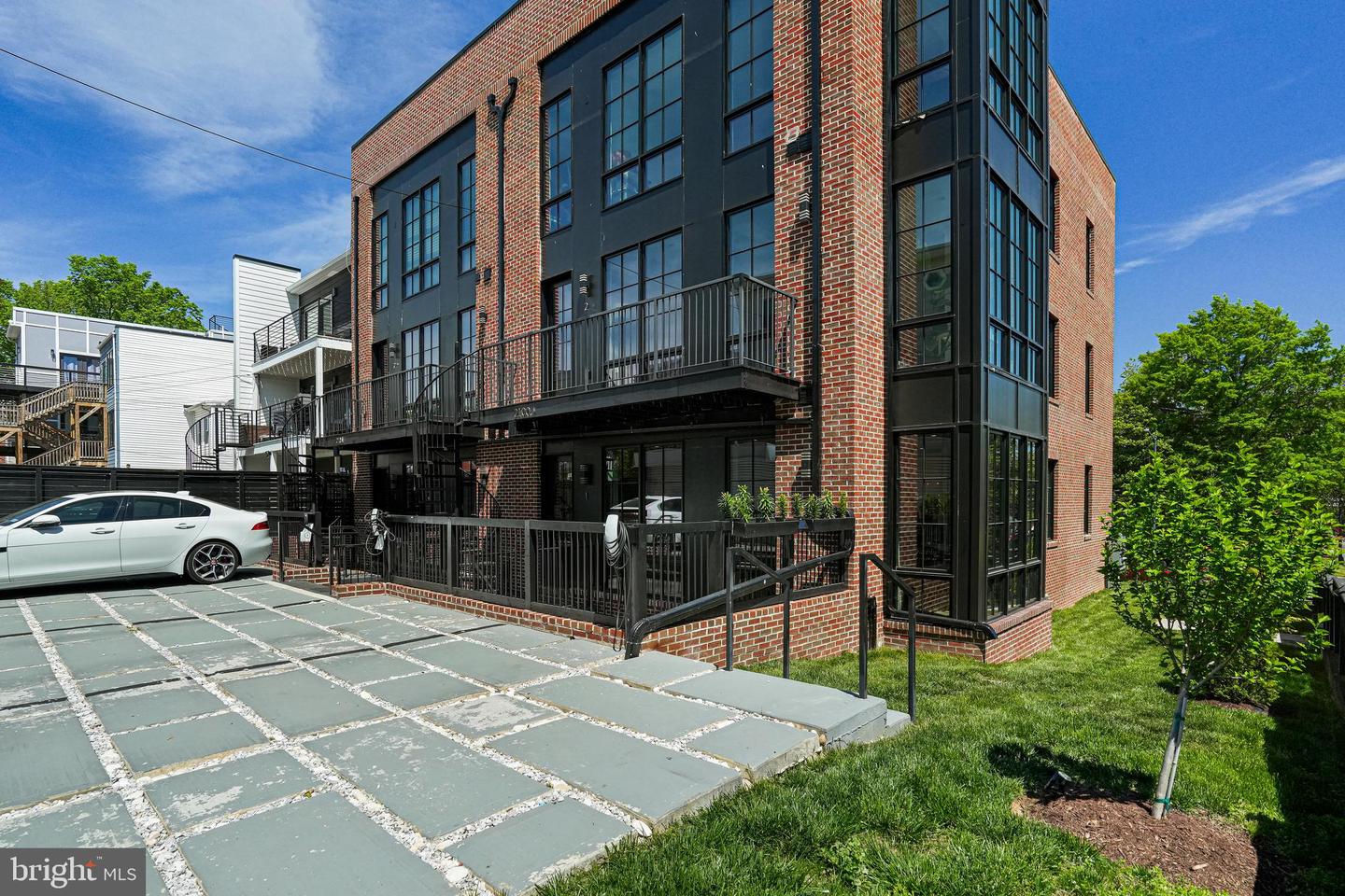 2100 4TH ST NE #1, WASHINGTON, District Of Columbia 20002, 4 Bedrooms Bedrooms, ,3 BathroomsBathrooms,Residential,For sale,2100 4TH ST NE #1,DCDC2241400 MLS # DCDC2241400