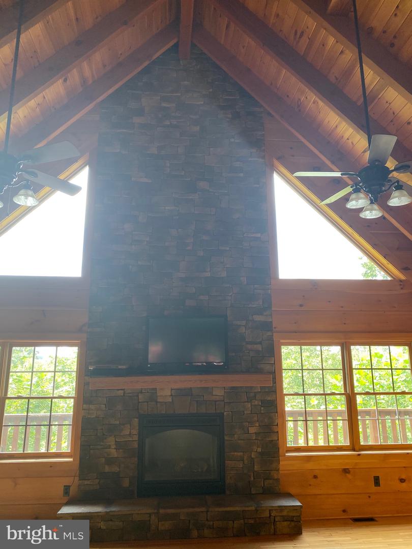 550 CROSS MOUNTAIN RD, LURAY, Virginia 22835, 3 Bedrooms Bedrooms, ,2 BathroomsBathrooms,Residential,For sale,550 CROSS MOUNTAIN RD,VAPA2005886 MLS # VAPA2005886