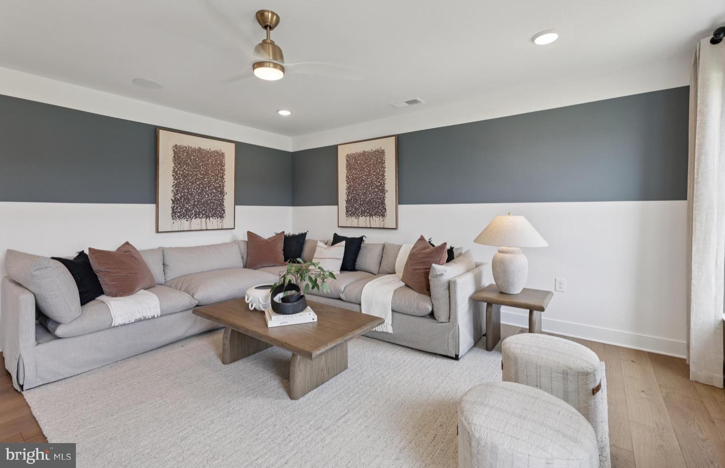 6152 AMBER LN #2, HAYMARKET, Virginia 20169, 3 Bedrooms Bedrooms, ,2 BathroomsBathrooms,Residential,For sale,6152 AMBER LN #2,VAPW2110544 MLS # VAPW2110544