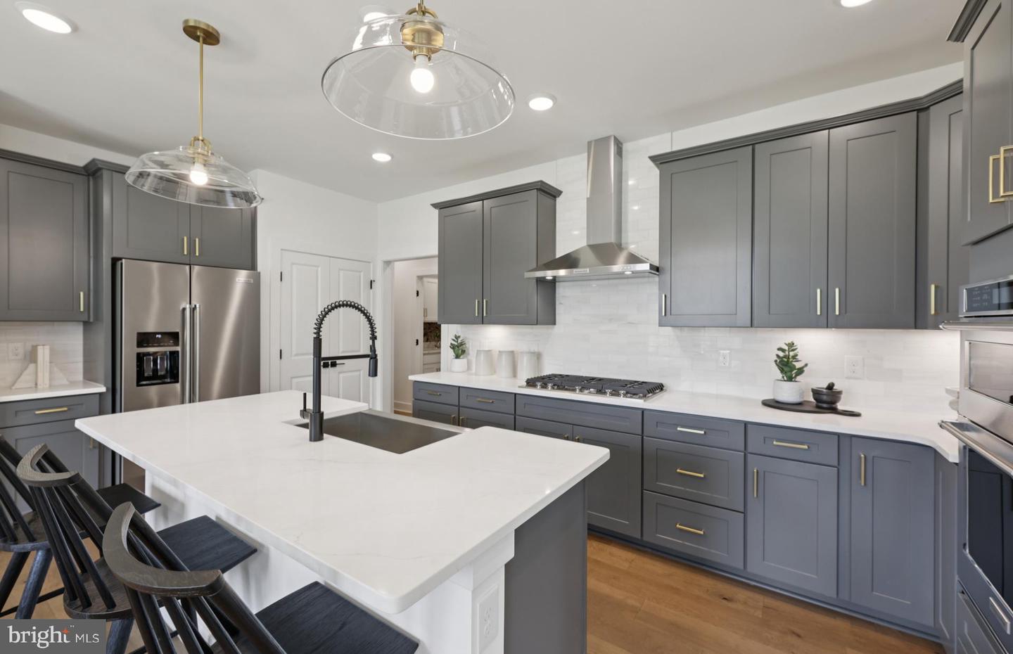 6152 AMBER LN, HAYMARKET, Virginia 20169, 3 Bedrooms Bedrooms, ,2 BathroomsBathrooms,Residential,For sale,6152 AMBER LN,VAPW2110548 MLS # VAPW2110548