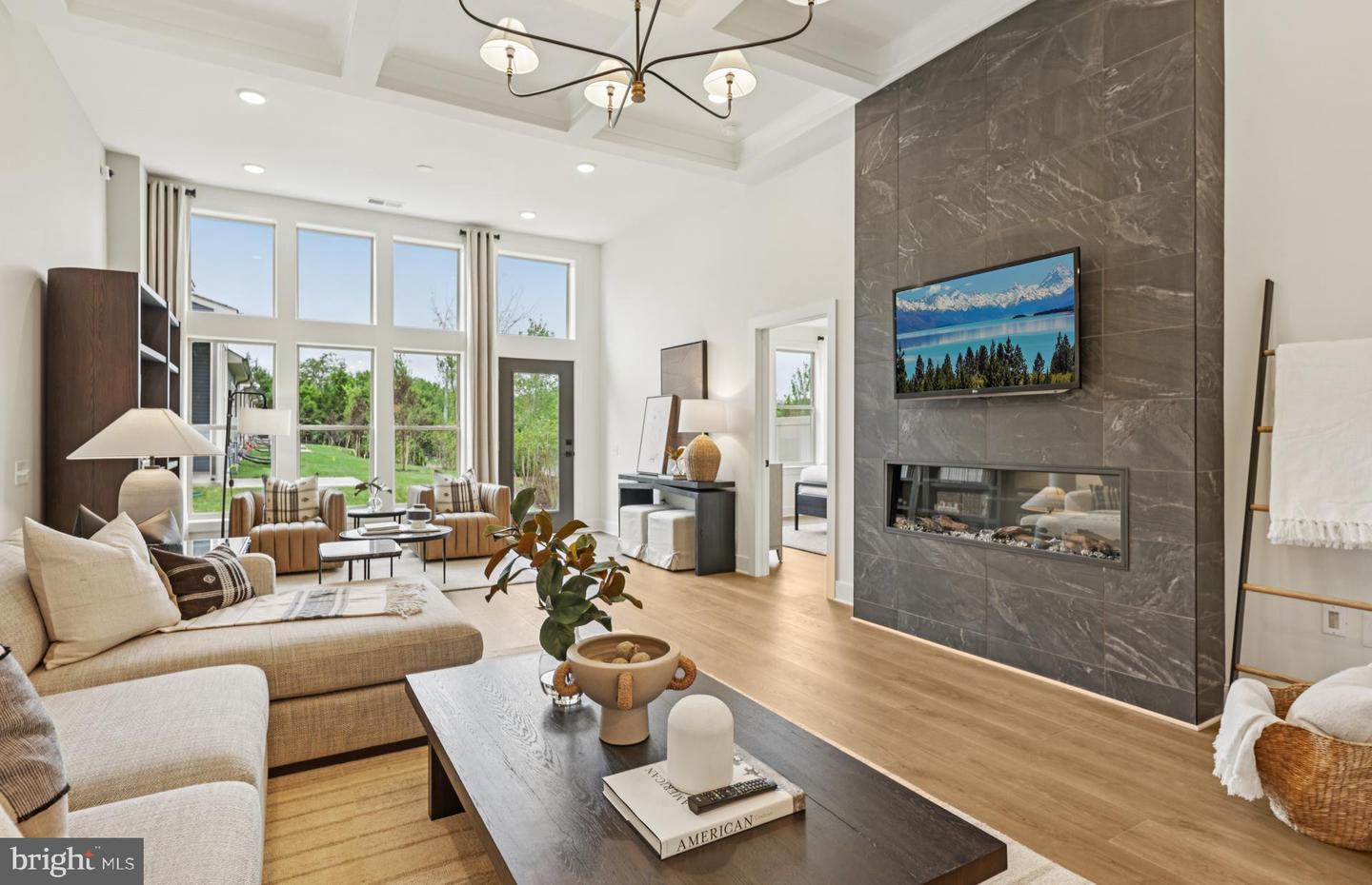 6156 AMBER LN #2, HAYMARKET, Virginia 20169, 3 Bedrooms Bedrooms, ,2 BathroomsBathrooms,Residential,For sale,6156 AMBER LN #2,VAPW2110552 MLS # VAPW2110552