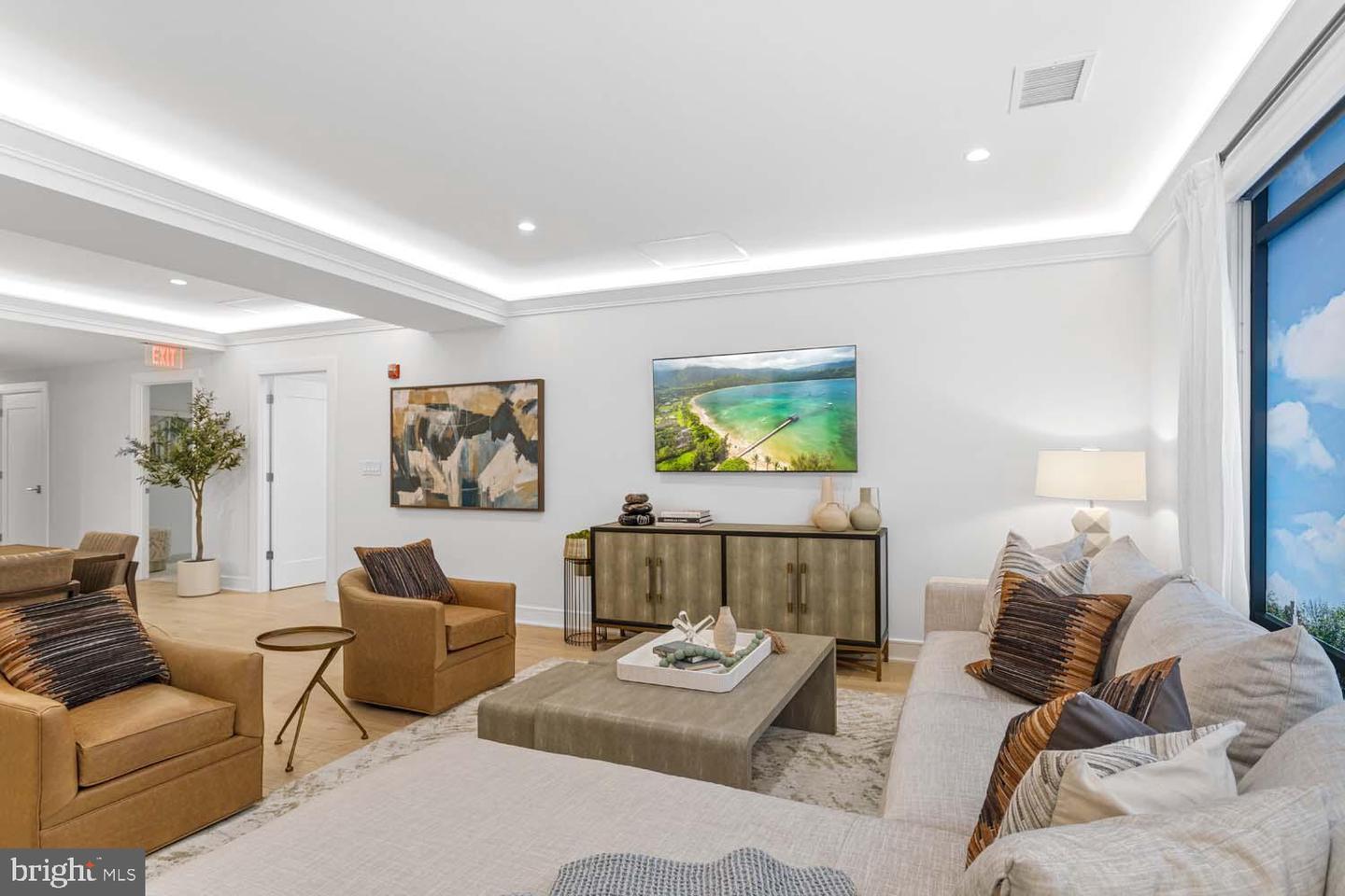 6718 LOWELL AVE #604, MCLEAN, Virginia 22101, 2 Bedrooms Bedrooms, ,2 BathroomsBathrooms,Residential,For sale,6718 LOWELL AVE #604,VAFX2285786 MLS # VAFX2285786 6718 LOWELL AVE #604, MCLEAN, Virginia 22101, 2 Bedrooms Bedrooms, ,2 BathroomsBathrooms,Residential,For sale,6718 LOWELL AVE #604,VAFX2285786 MLS # VAFX2285786