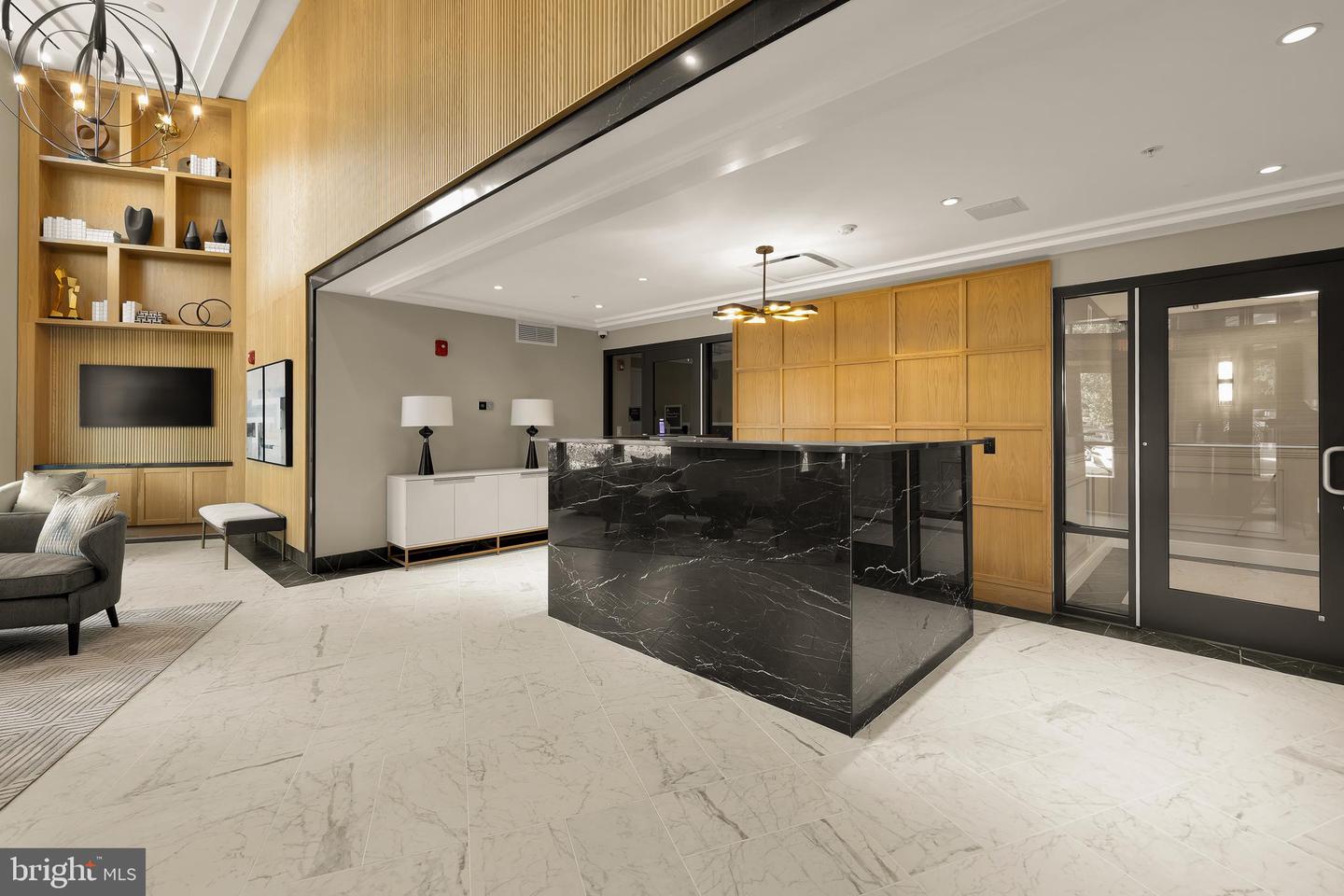 6718 LOWELL AVE #PH 906, MCLEAN, Virginia 22101, 2 Bedrooms Bedrooms, ,2 BathroomsBathrooms,Residential,For sale,6718 LOWELL AVE #PH 906,VAFX2285790 MLS # VAFX2285790