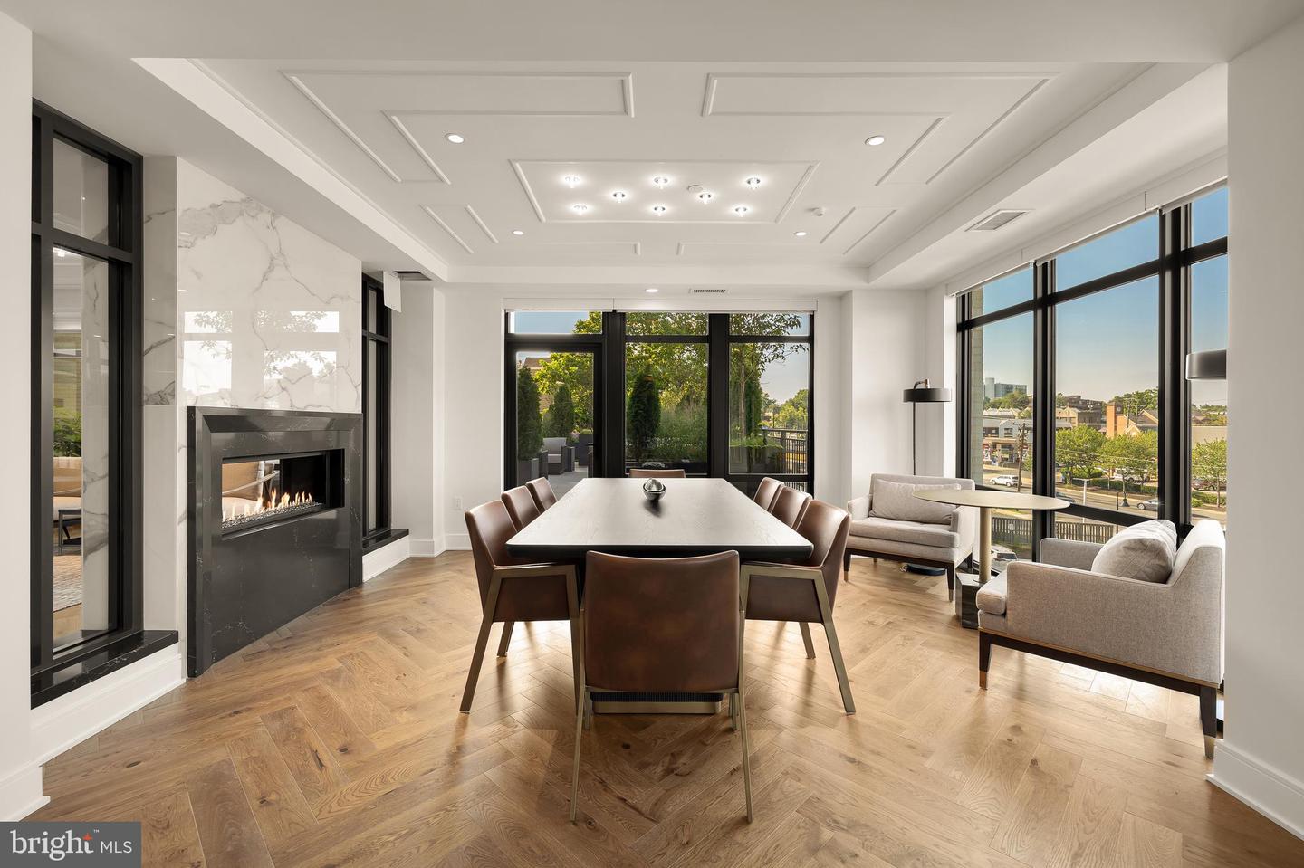 6718 LOWELL AVE #PH 906, MCLEAN, Virginia 22101, 2 Bedrooms Bedrooms, ,2 BathroomsBathrooms,Residential,For sale,6718 LOWELL AVE #PH 906,VAFX2285790 MLS # VAFX2285790