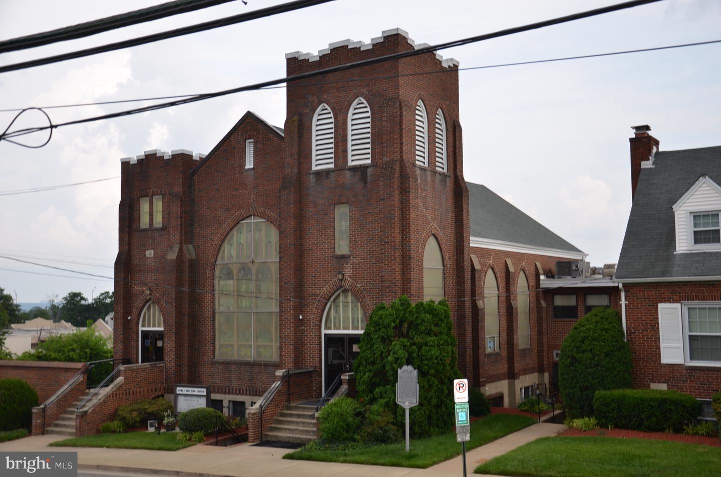 2713 24TH RD S #A & B, ARLINGTON, Virginia 22206, 4 Bedrooms Bedrooms, ,2 BathroomsBathrooms,Residential,For sale,2713 24TH RD S #A & B,VAAR2067754 MLS # VAAR2067754