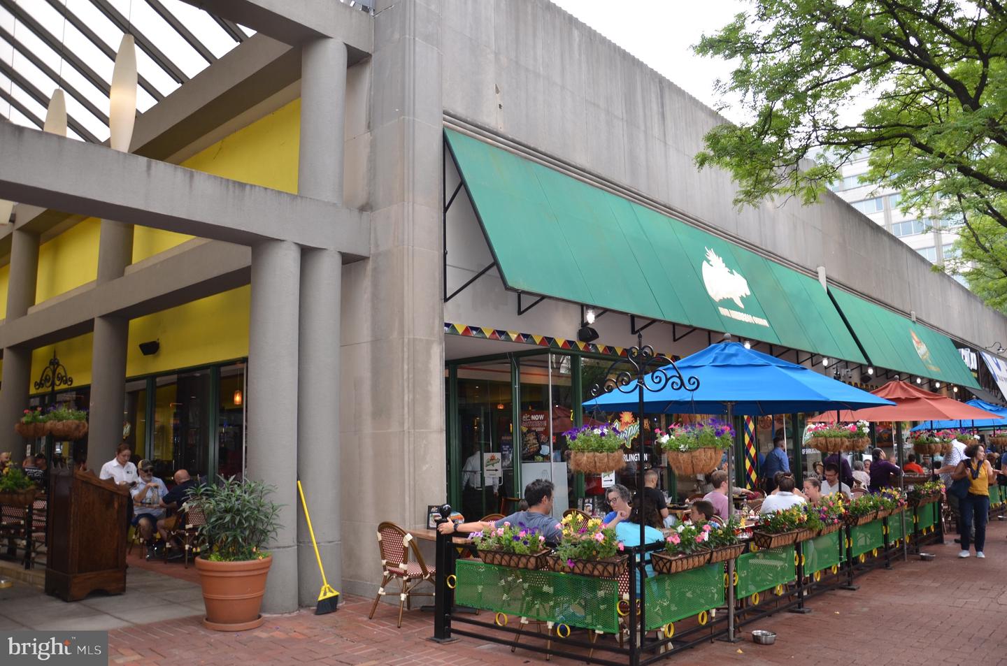 2713 24TH RD S #A & B, ARLINGTON, Virginia 22206, 4 Bedrooms Bedrooms, ,2 BathroomsBathrooms,Residential,For sale,2713 24TH RD S #A & B,VAAR2067754 MLS # VAAR2067754