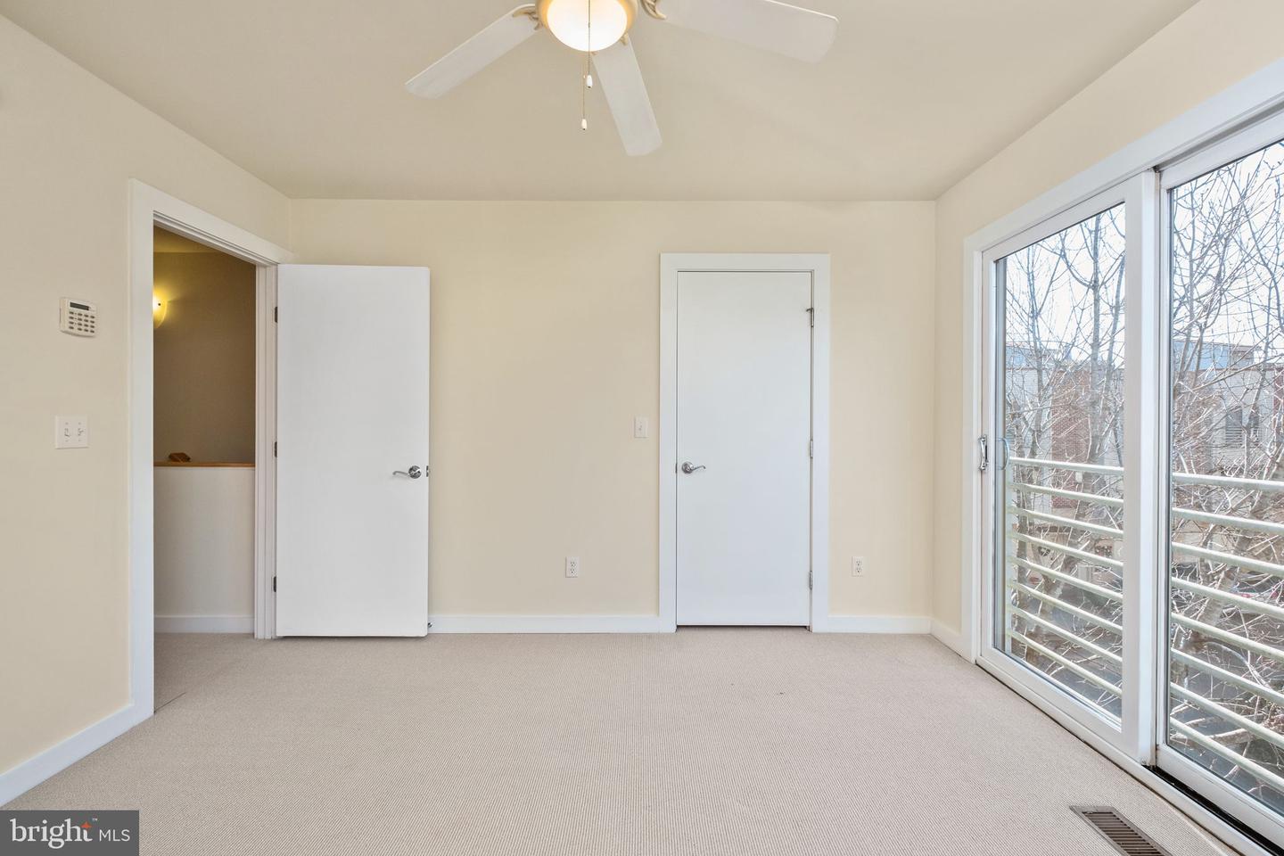 1013 LINDEN AVE #H, CHARLOTTESVILLE, Virginia 22902, 1 Bedroom Bedrooms, ,1 BathroomBathrooms,Residential,For sale,1013 LINDEN AVE #H,VACO2000210 MLS # VACO2000210 1013 LINDEN AVE #H, CHARLOTTESVILLE, Virginia 22902, 1 Bedroom Bedrooms, ,1 BathroomBathrooms,Residential,For sale,1013 LINDEN AVE #H,VACO2000210 MLS # VACO2000210