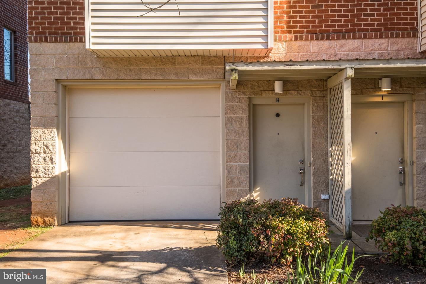 1013 LINDEN AVE #H, CHARLOTTESVILLE, Virginia 22902, 1 Bedroom Bedrooms, ,1 BathroomBathrooms,Residential,For sale,1013 LINDEN AVE #H,VACO2000210 MLS # VACO2000210 1013 LINDEN AVE #H, CHARLOTTESVILLE, Virginia 22902, 1 Bedroom Bedrooms, ,1 BathroomBathrooms,Residential,For sale,1013 LINDEN AVE #H,VACO2000210 MLS # VACO2000210