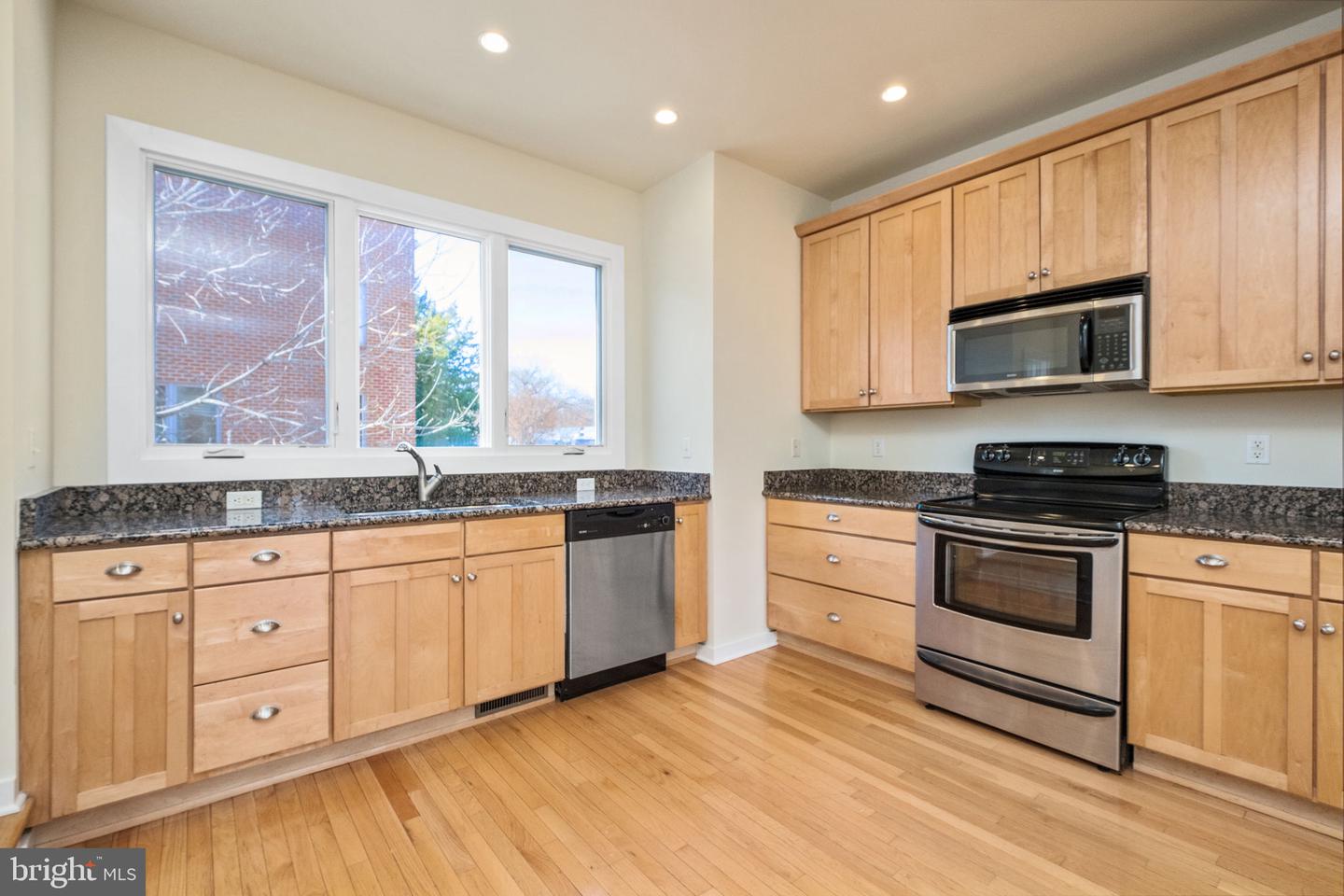 1013 LINDEN AVE #H, CHARLOTTESVILLE, Virginia 22902, 1 Bedroom Bedrooms, ,1 BathroomBathrooms,Residential,For sale,1013 LINDEN AVE #H,VACO2000210 MLS # VACO2000210 1013 LINDEN AVE #H, CHARLOTTESVILLE, Virginia 22902, 1 Bedroom Bedrooms, ,1 BathroomBathrooms,Residential,For sale,1013 LINDEN AVE #H,VACO2000210 MLS # VACO2000210