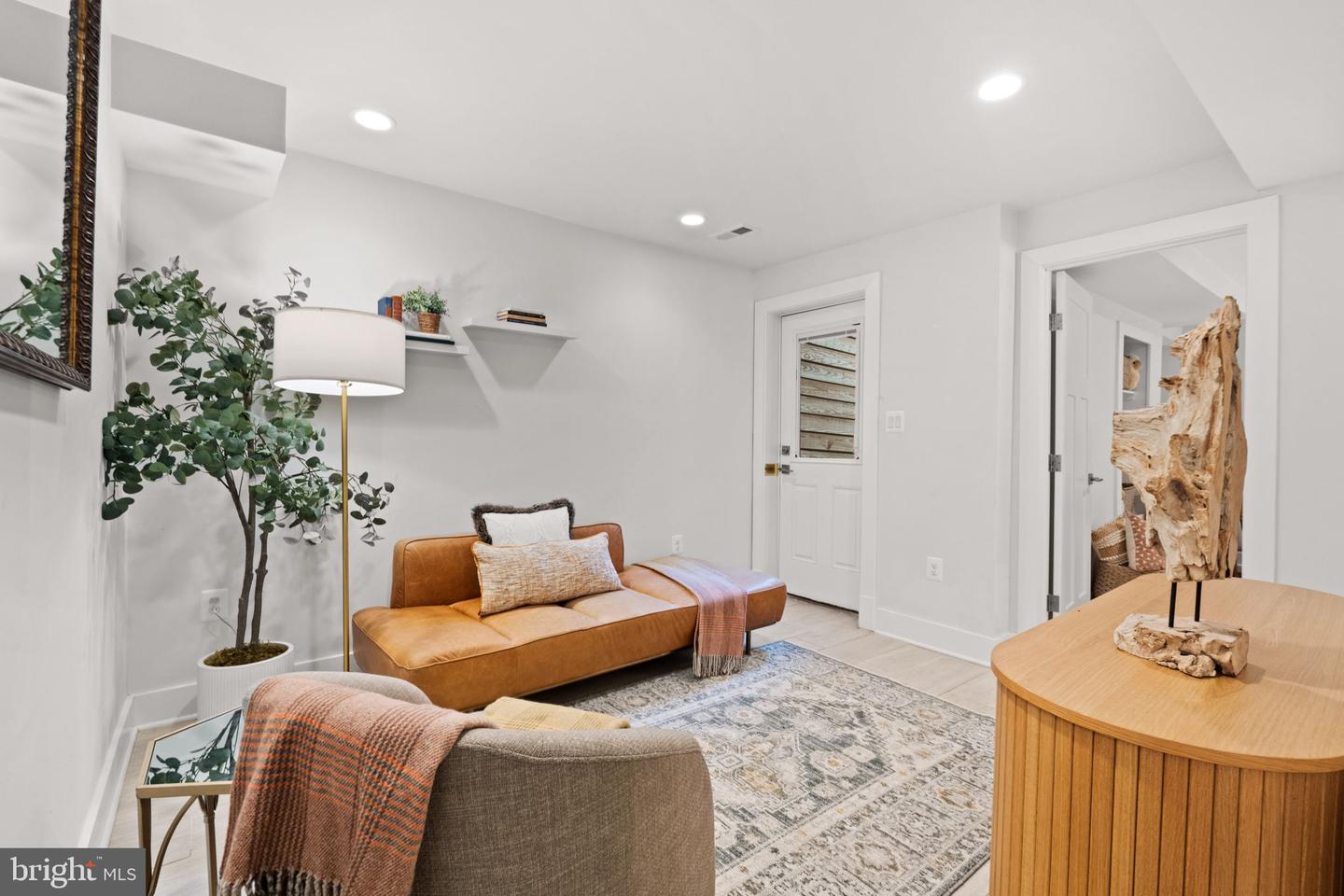 120 S ST NW #1, WASHINGTON, District Of Columbia 20001, 3 Bedrooms Bedrooms, ,3 BathroomsBathrooms,Residential,For sale,120 S ST NW #1,DCDC2241446 MLS # DCDC2241446