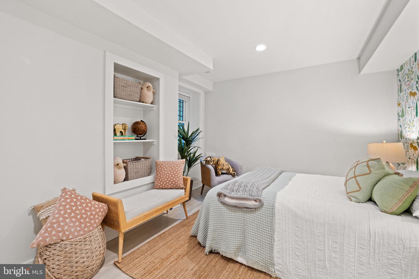 120 S ST NW #1, WASHINGTON, District Of Columbia 20001, 3 Bedrooms Bedrooms, ,3 BathroomsBathrooms,Residential,For sale,120 S ST NW #1,DCDC2241446 MLS # DCDC2241446