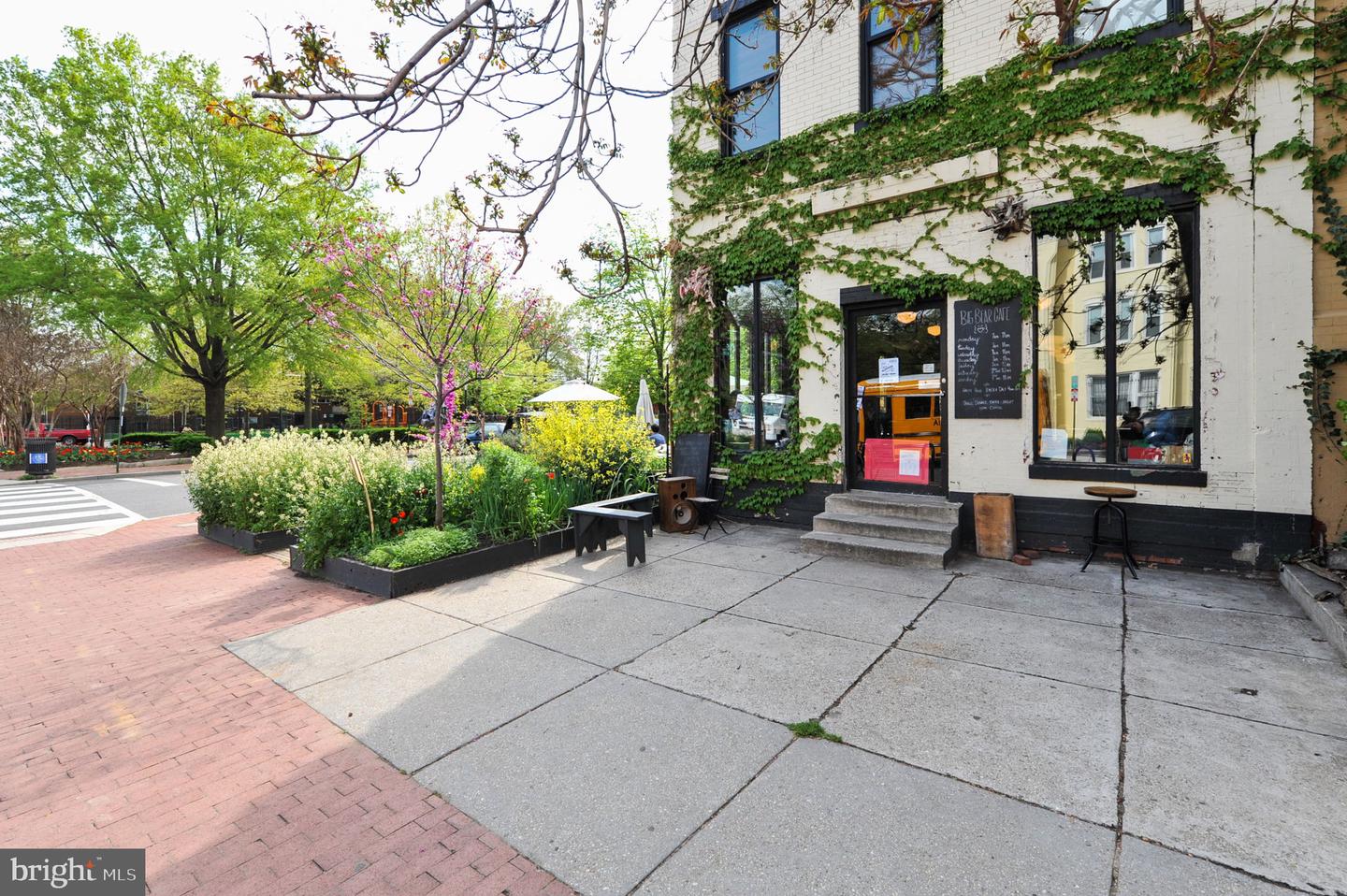 120 S ST NW #1, WASHINGTON, District Of Columbia 20001, 3 Bedrooms Bedrooms, ,3 BathroomsBathrooms,Residential,For sale,120 S ST NW #1,DCDC2241446 MLS # DCDC2241446