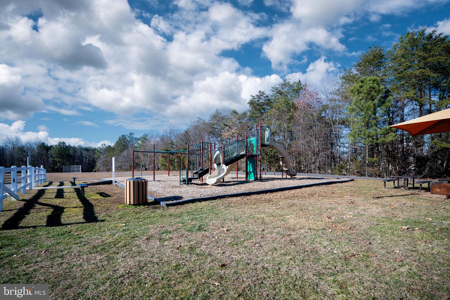 8802 KENT CT, FREDERICKSBURG, Virginia 22408, 3 Bedrooms Bedrooms, ,2 BathroomsBathrooms,Residential,For sale,8802 KENT CT,VASP2038660 MLS # VASP2038660