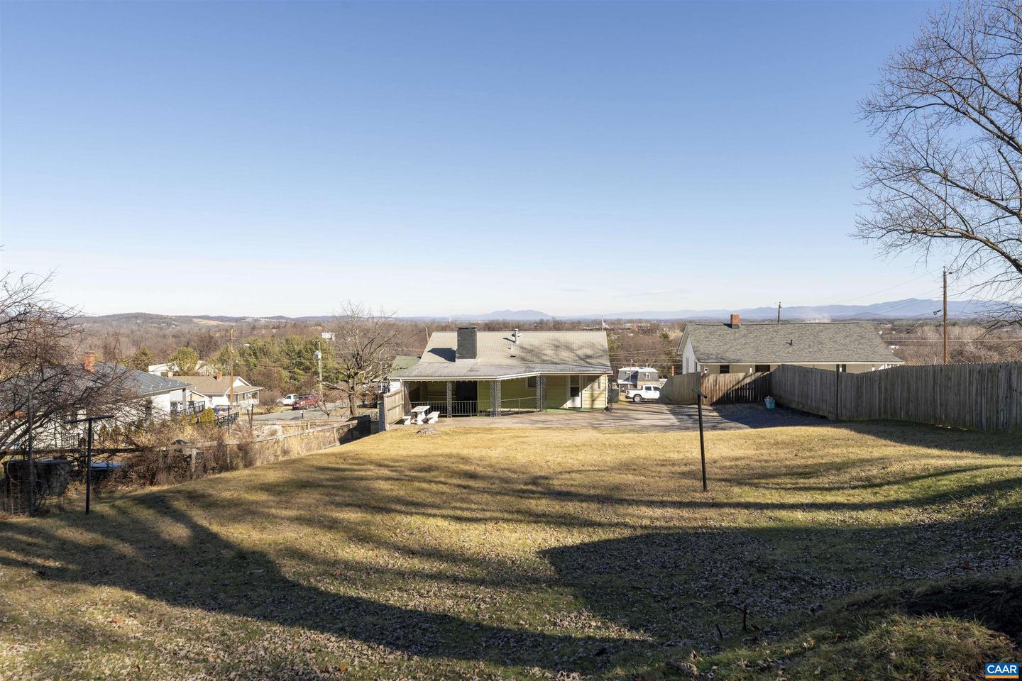 906 ALTA ST, STAUNTON, Virginia 24401, 3 Bedrooms Bedrooms, ,1 BathroomBathrooms,Residential,For sale,906 ALTA ST,672470 MLS # 672470