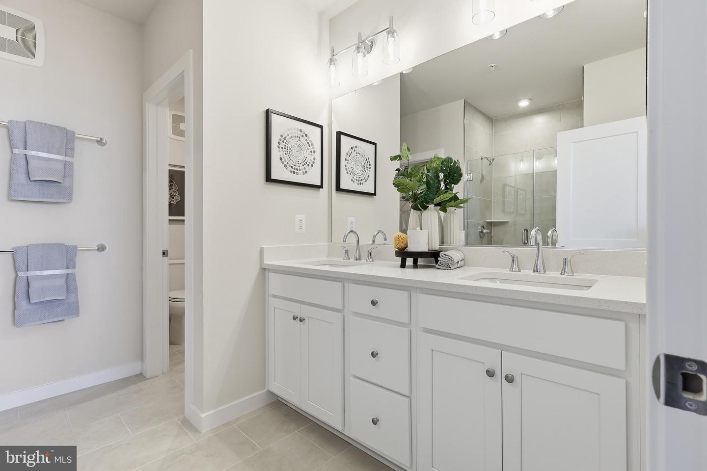 17722 WILLIAMS WAY, DUMFRIES, Virginia 22026, 2 Bedrooms Bedrooms, ,2 BathroomsBathrooms,Residential,For sale,17722 WILLIAMS WAY,VAPW2110566 MLS # VAPW2110566 17722 WILLIAMS WAY, DUMFRIES, Virginia 22026, 2 Bedrooms Bedrooms, ,2 BathroomsBathrooms,Residential,For sale,17722 WILLIAMS WAY,VAPW2110566 MLS # VAPW2110566