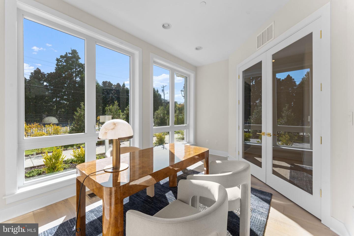 7047 LIBERTY LN #32, MCLEAN, Virginia 22101, 3 Bedrooms Bedrooms, ,2 BathroomsBathrooms,Residential,For sale,7047 LIBERTY LN #32,VAFX2285840 MLS # VAFX2285840