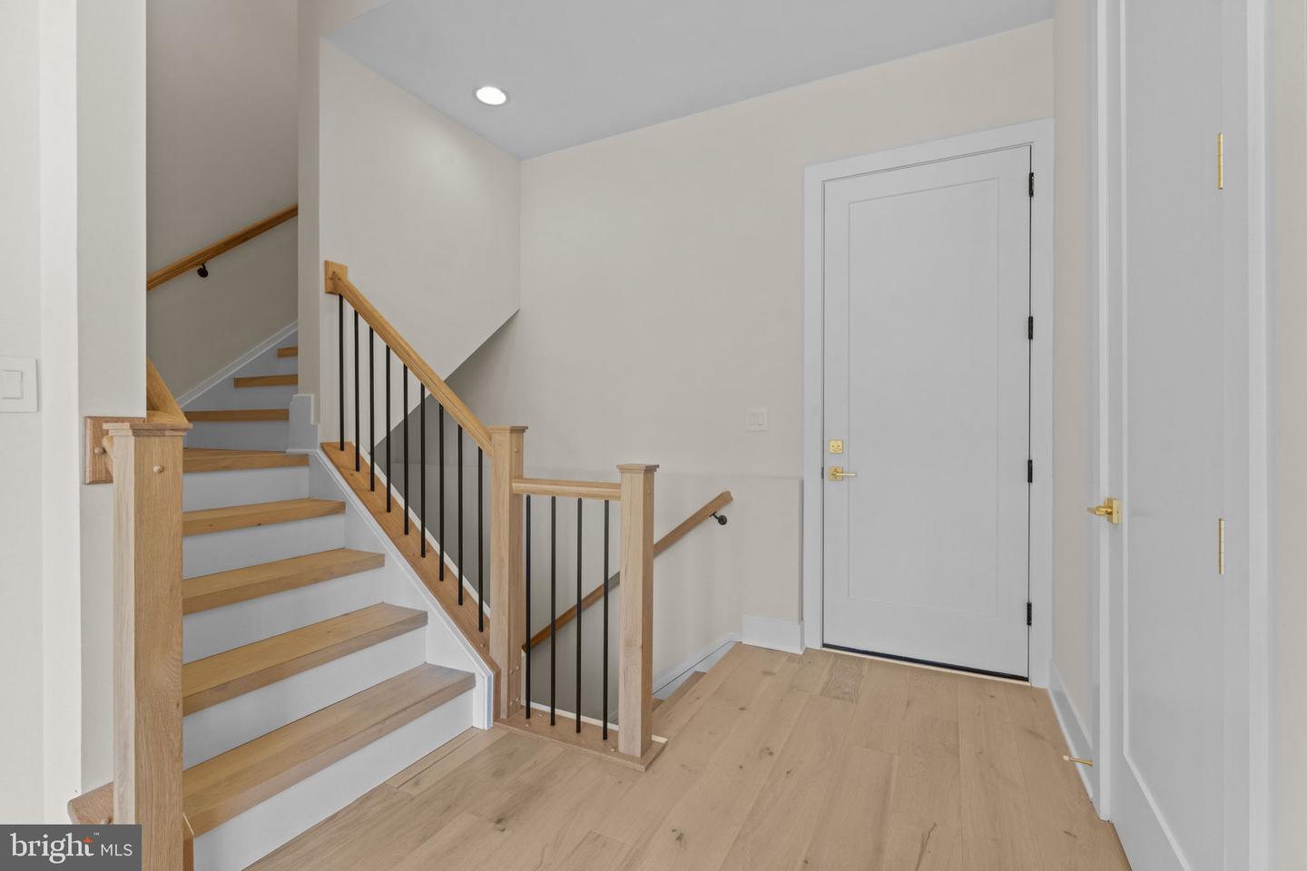 7047 LIBERTY LN #32, MCLEAN, Virginia 22101, 3 Bedrooms Bedrooms, ,2 BathroomsBathrooms,Residential,For sale,7047 LIBERTY LN #32,VAFX2285840 MLS # VAFX2285840