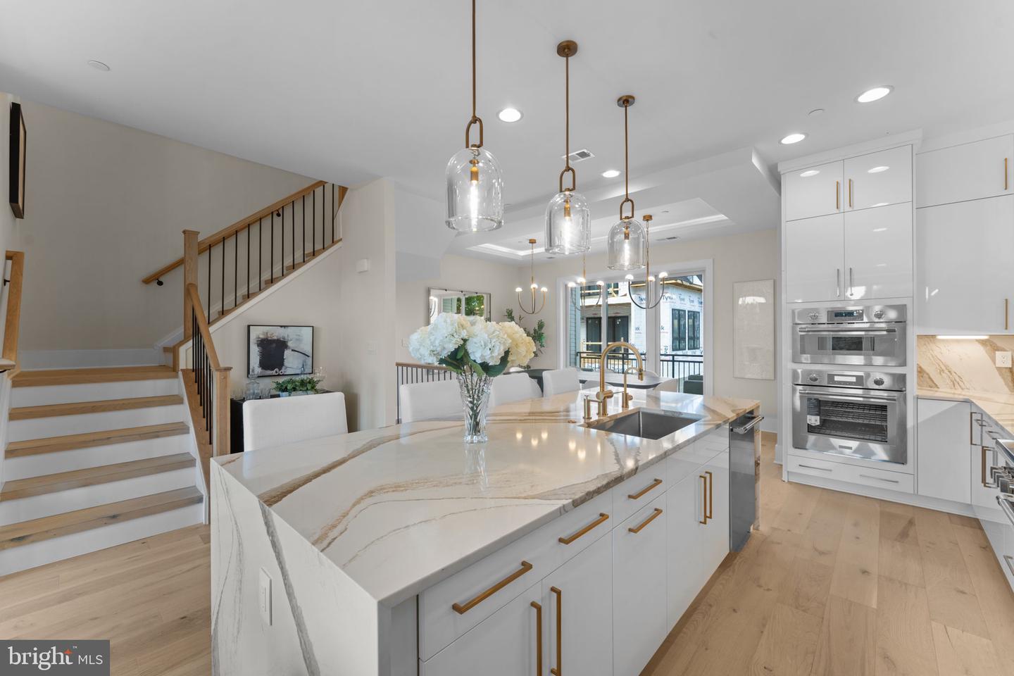 7047 LIBERTY LN #32, MCLEAN, Virginia 22101, 3 Bedrooms Bedrooms, ,2 BathroomsBathrooms,Residential,For sale,7047 LIBERTY LN #32,VAFX2285840 MLS # VAFX2285840