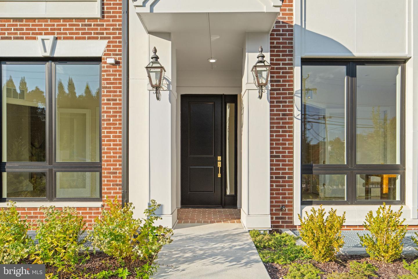 7047 LIBERTY LN #32, MCLEAN, Virginia 22101, 3 Bedrooms Bedrooms, ,2 BathroomsBathrooms,Residential,For sale,7047 LIBERTY LN #32,VAFX2285840 MLS # VAFX2285840