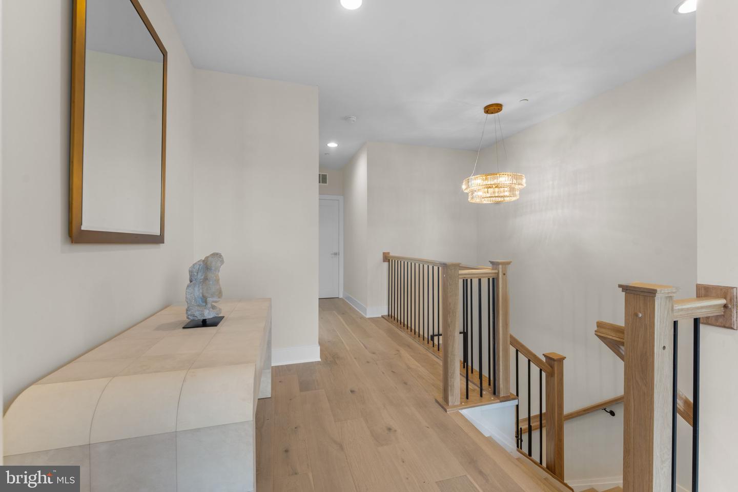 7047 LIBERTY LN #32, MCLEAN, Virginia 22101, 3 Bedrooms Bedrooms, ,2 BathroomsBathrooms,Residential,For sale,7047 LIBERTY LN #32,VAFX2285840 MLS # VAFX2285840