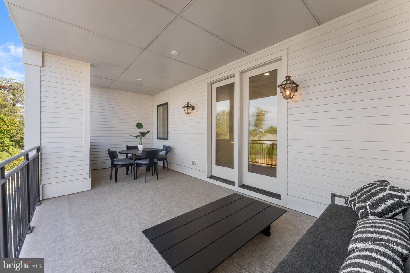 7047 LIBERTY LN #32, MCLEAN, Virginia 22101, 3 Bedrooms Bedrooms, ,2 BathroomsBathrooms,Residential,For sale,7047 LIBERTY LN #32,VAFX2285840 MLS # VAFX2285840