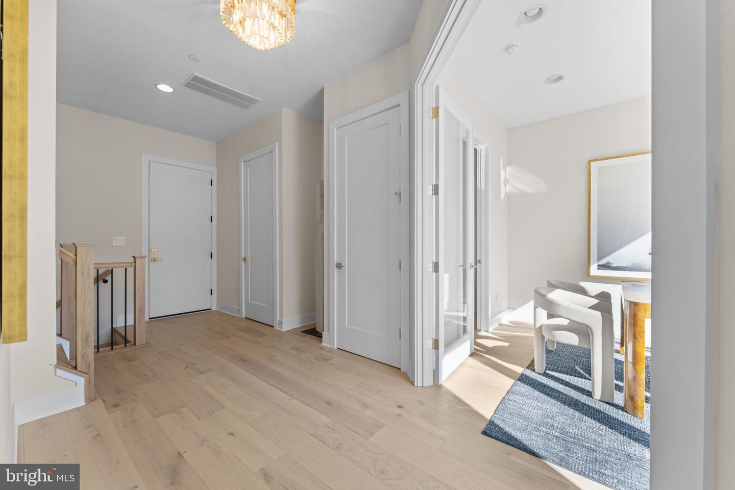 7047 LIBERTY LN #32, MCLEAN, Virginia 22101, 3 Bedrooms Bedrooms, ,2 BathroomsBathrooms,Residential,For sale,7047 LIBERTY LN #32,VAFX2285840 MLS # VAFX2285840