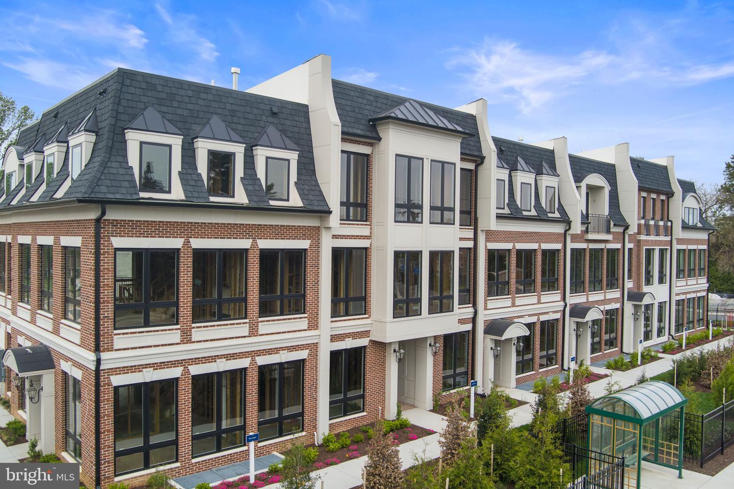 7047 LIBERTY LN #32, MCLEAN, Virginia 22101, 3 Bedrooms Bedrooms, ,2 BathroomsBathrooms,Residential,For sale,7047 LIBERTY LN #32,VAFX2285840 MLS # VAFX2285840