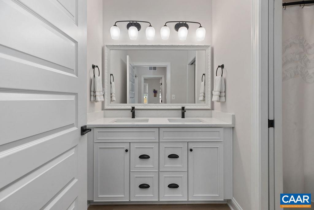 1935 BEAR ISLAND PKWY, ZION CROSSROADS, Virginia 22942, 3 Bedrooms Bedrooms, ,2 BathroomsBathrooms,Residential,For sale,1935 BEAR ISLAND PKWY,672473 MLS # 672473