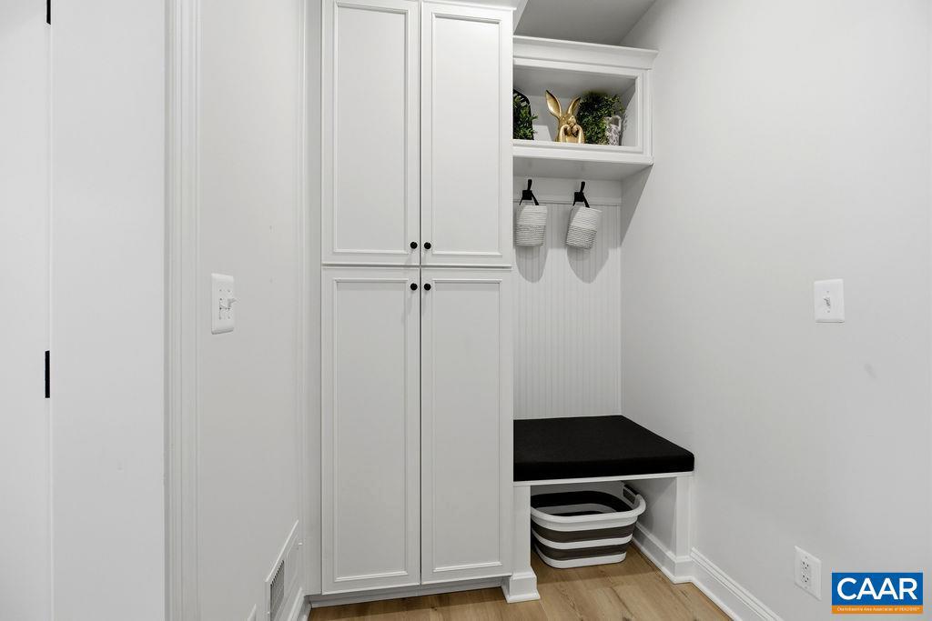 1935 BEAR ISLAND PKWY, ZION CROSSROADS, Virginia 22942, 3 Bedrooms Bedrooms, ,2 BathroomsBathrooms,Residential,For sale,1935 BEAR ISLAND PKWY,672473 MLS # 672473