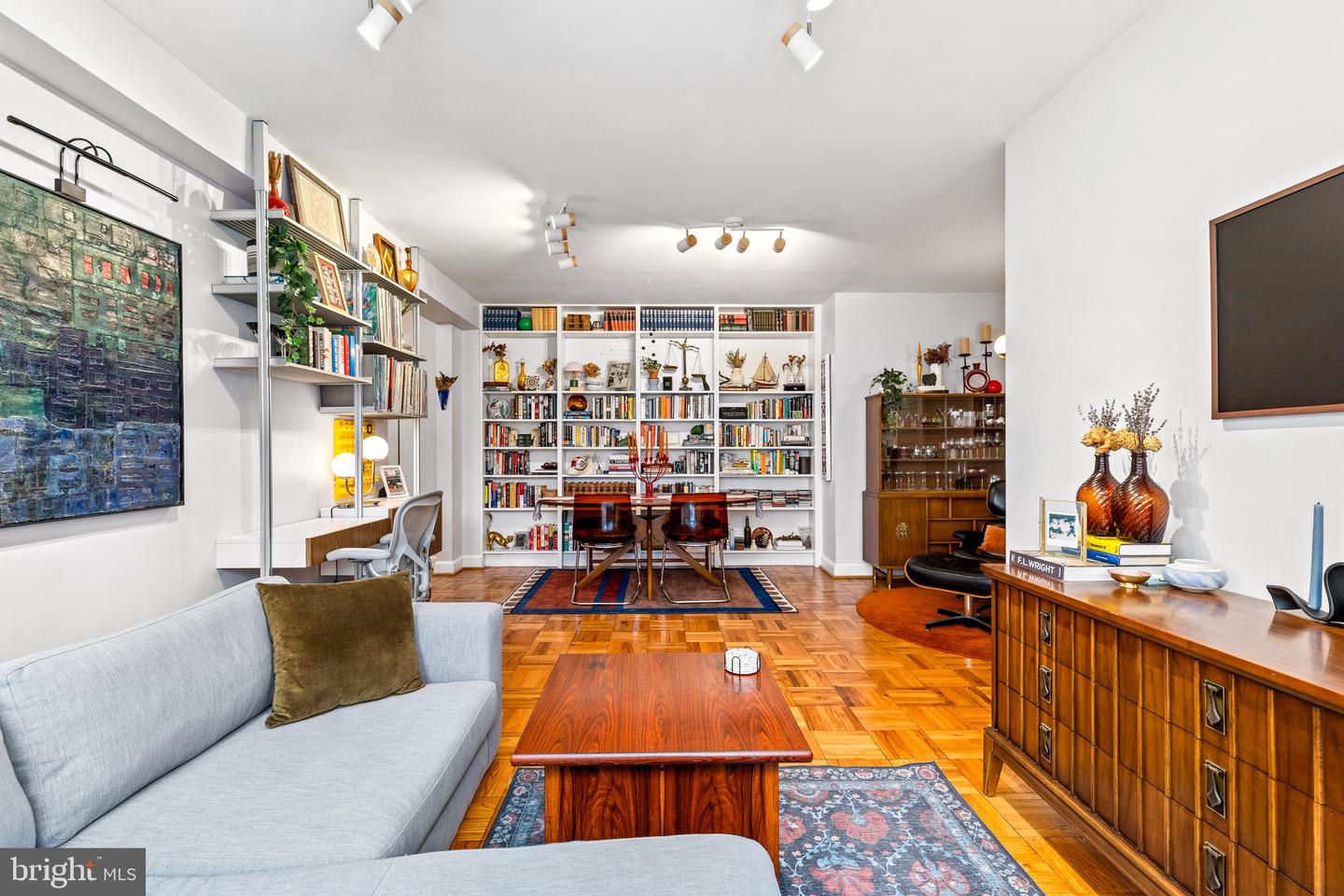 3025 ONTARIO RD NW #207, WASHINGTON, District Of Columbia 20009, 1 Bedroom Bedrooms, ,1 BathroomBathrooms,Residential,For sale,3025 ONTARIO RD NW #207,DCDC2241468 MLS # DCDC2241468