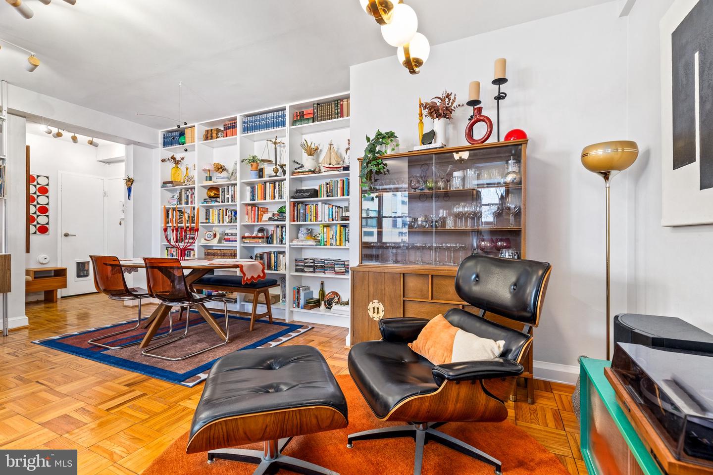 3025 ONTARIO RD NW #207, WASHINGTON, District Of Columbia 20009, 1 Bedroom Bedrooms, ,1 BathroomBathrooms,Residential,For sale,3025 ONTARIO RD NW #207,DCDC2241468 MLS # DCDC2241468