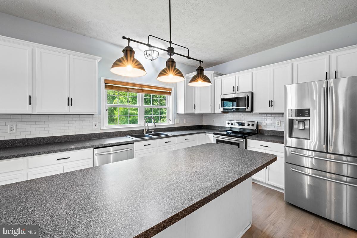 35184 PHEASANT RIDGE RD, LOCUST GROVE, Virginia 22508, 4 Bedrooms Bedrooms, ,3 BathroomsBathrooms,Residential,For sale,35184 PHEASANT RIDGE RD,VAOR2013134 MLS # VAOR2013134