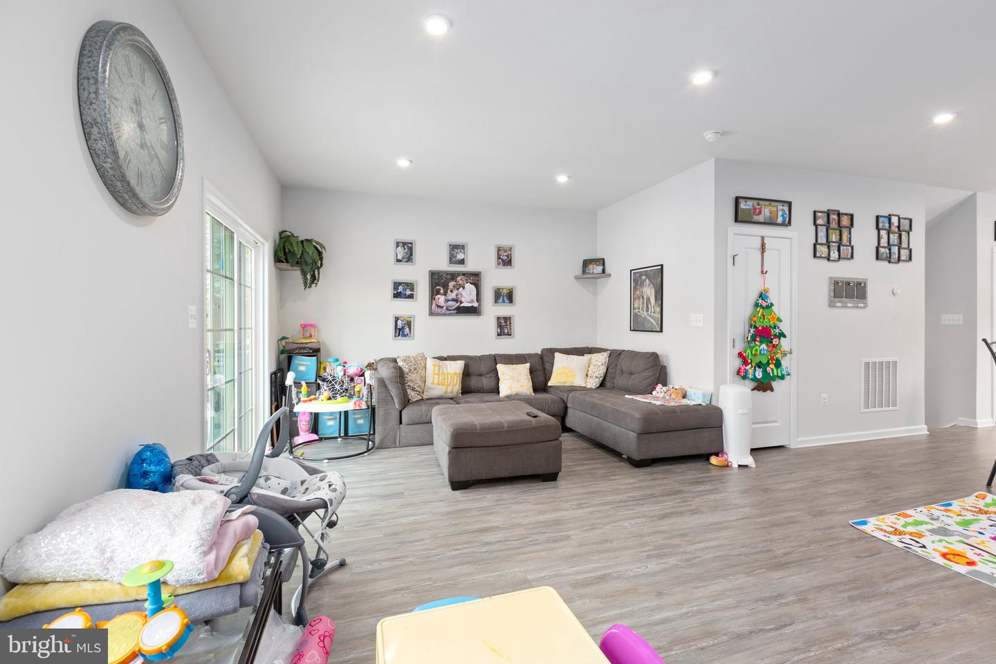 9722 CEDARMASS, FREDERICKSBURG, Virginia 22408, 3 Bedrooms Bedrooms, ,3 BathroomsBathrooms,Residential,For sale,9722 CEDARMASS,VASP2038674 MLS # VASP2038674