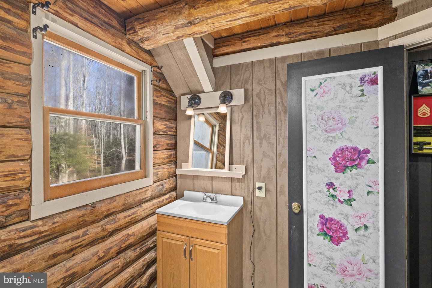 24 WINSLOW RD, FREDERICKSBURG, Virginia 22406, 3 Bedrooms Bedrooms, ,2 BathroomsBathrooms,Residential,For sale,24 WINSLOW RD,VAST2045284 MLS # VAST2045284 24 WINSLOW RD, FREDERICKSBURG, Virginia 22406, 3 Bedrooms Bedrooms, ,2 BathroomsBathrooms,Residential,For sale,24 WINSLOW RD,VAST2045284 MLS # VAST2045284