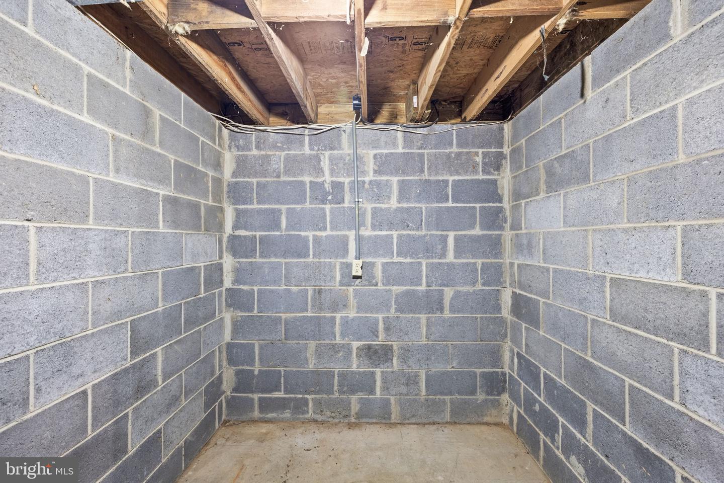 24 WINSLOW RD, FREDERICKSBURG, Virginia 22406, 3 Bedrooms Bedrooms, ,2 BathroomsBathrooms,Residential,For sale,24 WINSLOW RD,VAST2045284 MLS # VAST2045284 24 WINSLOW RD, FREDERICKSBURG, Virginia 22406, 3 Bedrooms Bedrooms, ,2 BathroomsBathrooms,Residential,For sale,24 WINSLOW RD,VAST2045284 MLS # VAST2045284