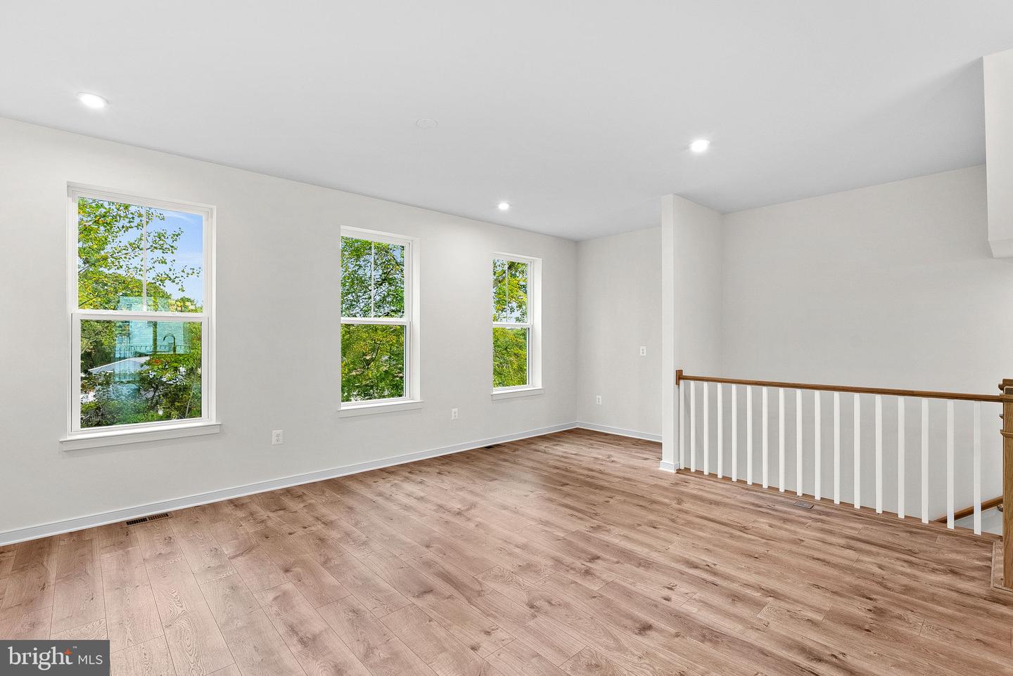 17960 ALICIA AVE #1, DUMFRIES, Virginia 22026, 3 Bedrooms Bedrooms, ,3 BathroomsBathrooms,Residential,For sale,17960 ALICIA AVE #1,VAPW2110578 MLS # VAPW2110578