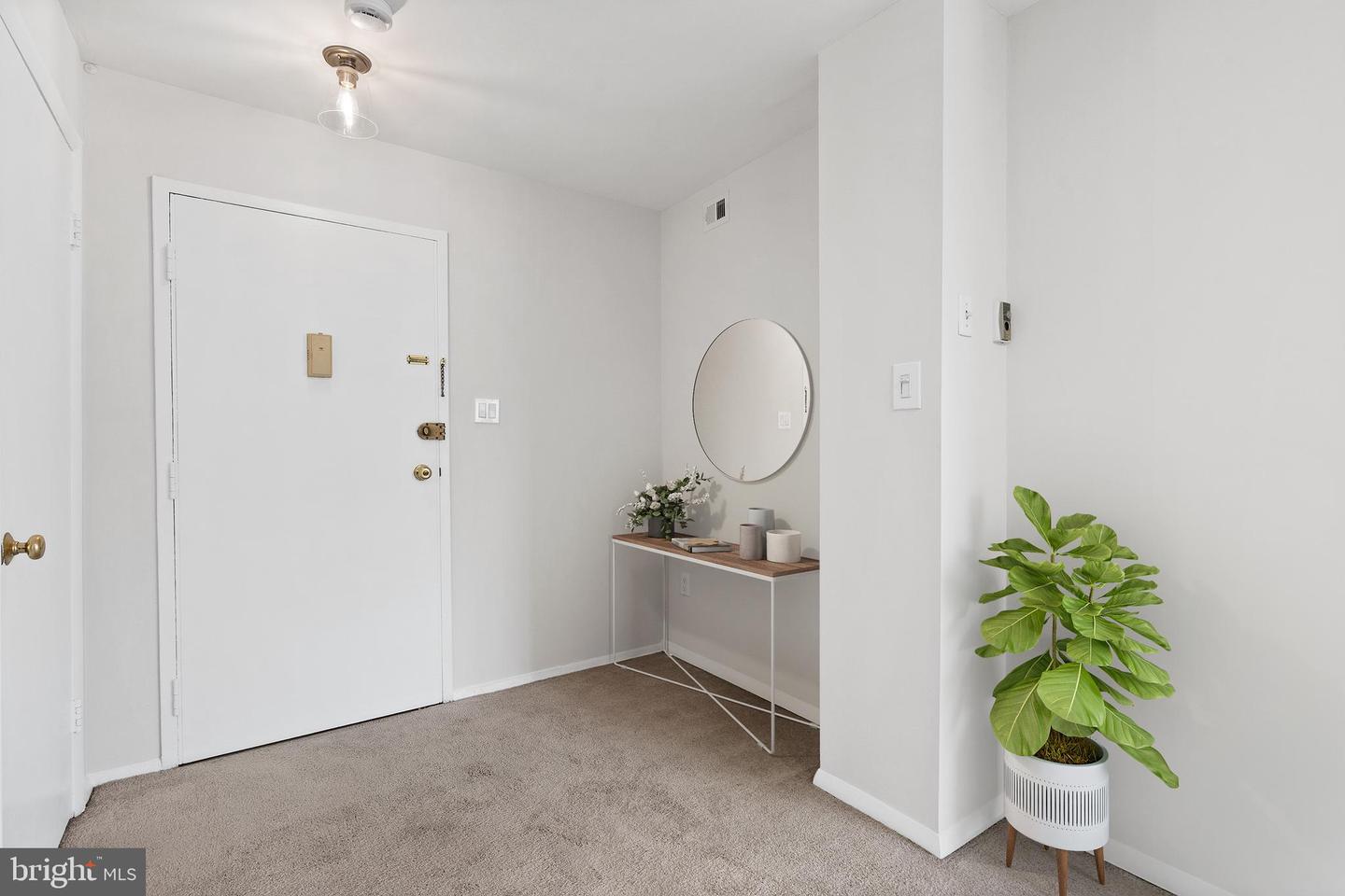 3245 RIO DR #714, FALLS CHURCH, Virginia 22041, 1 Bedroom Bedrooms, ,1 BathroomBathrooms,Residential,For sale,3245 RIO DR #714,VAFX2285868 MLS # VAFX2285868