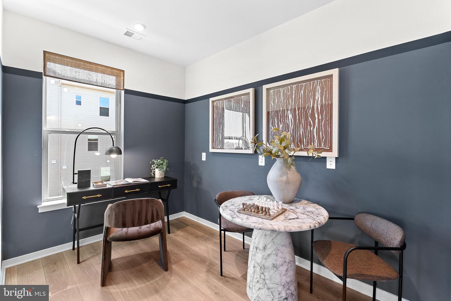 7 SEPIA SQ #HE, ASHBURN, Virginia 20147, 3 Bedrooms Bedrooms, ,2 BathroomsBathrooms,Residential,For sale,7 SEPIA SQ #HE,VALO2113994 MLS # VALO2113994