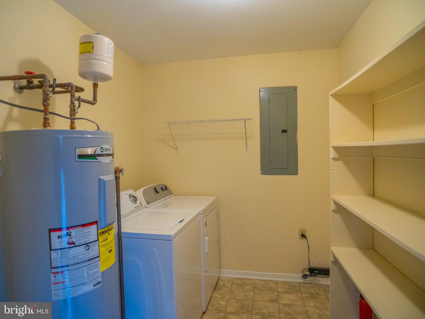 216 MARION ST, FREDERICKSBURG, Virginia 22405, 3 Bedrooms Bedrooms, 7 Rooms Rooms,2 BathroomsBathrooms,Residential,For sale,216 MARION ST,VAST2045290 MLS # VAST2045290