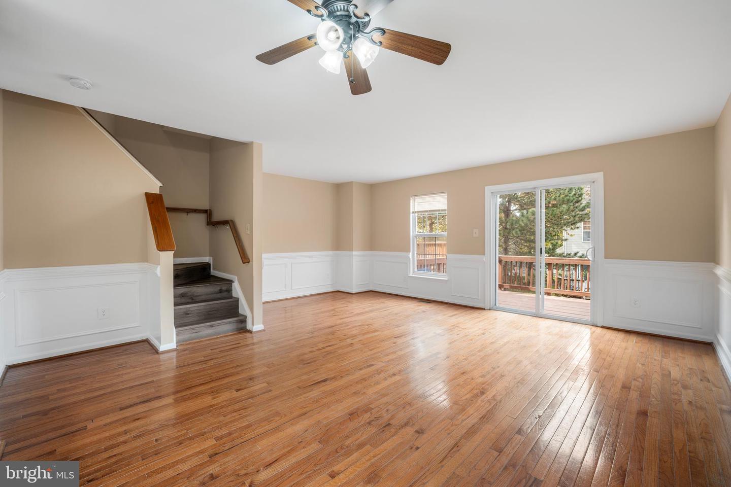 22078 MANNING SQ, STERLING, Virginia 20166, 4 Bedrooms Bedrooms, ,3 BathroomsBathrooms,Residential,For sale,22078 MANNING SQ,VALO2114000 MLS # VALO2114000