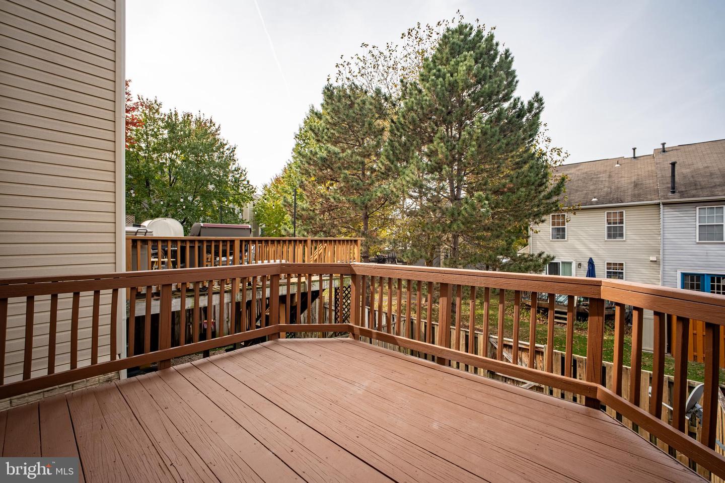 22078 MANNING SQ, STERLING, Virginia 20166, 4 Bedrooms Bedrooms, ,3 BathroomsBathrooms,Residential,For sale,22078 MANNING SQ,VALO2114000 MLS # VALO2114000