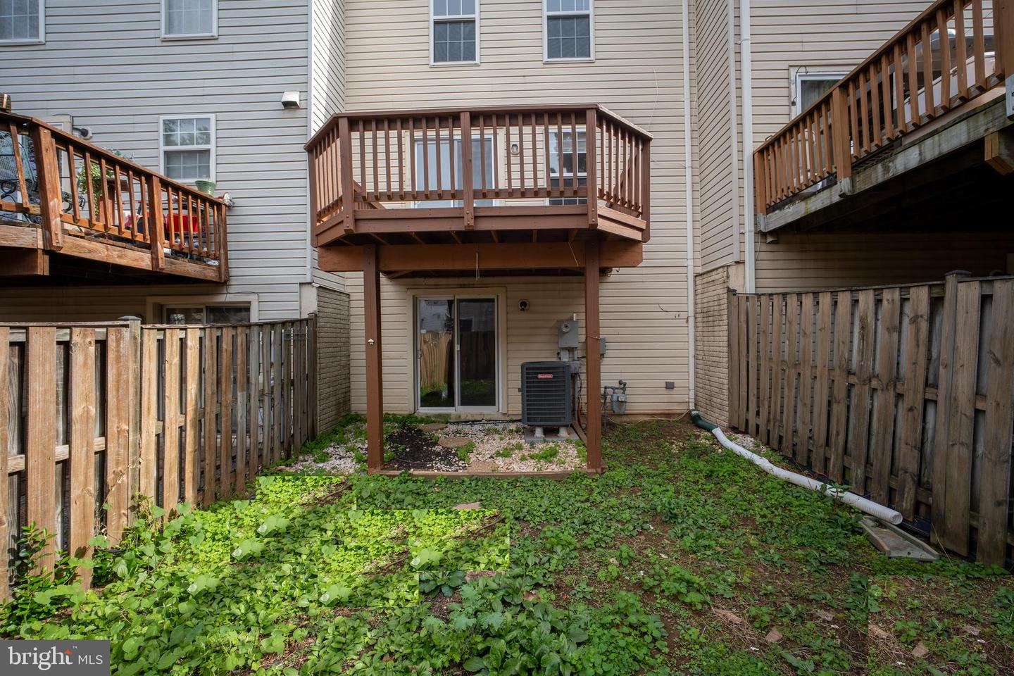 22078 MANNING SQ, STERLING, Virginia 20166, 4 Bedrooms Bedrooms, ,3 BathroomsBathrooms,Residential,For sale,22078 MANNING SQ,VALO2114000 MLS # VALO2114000