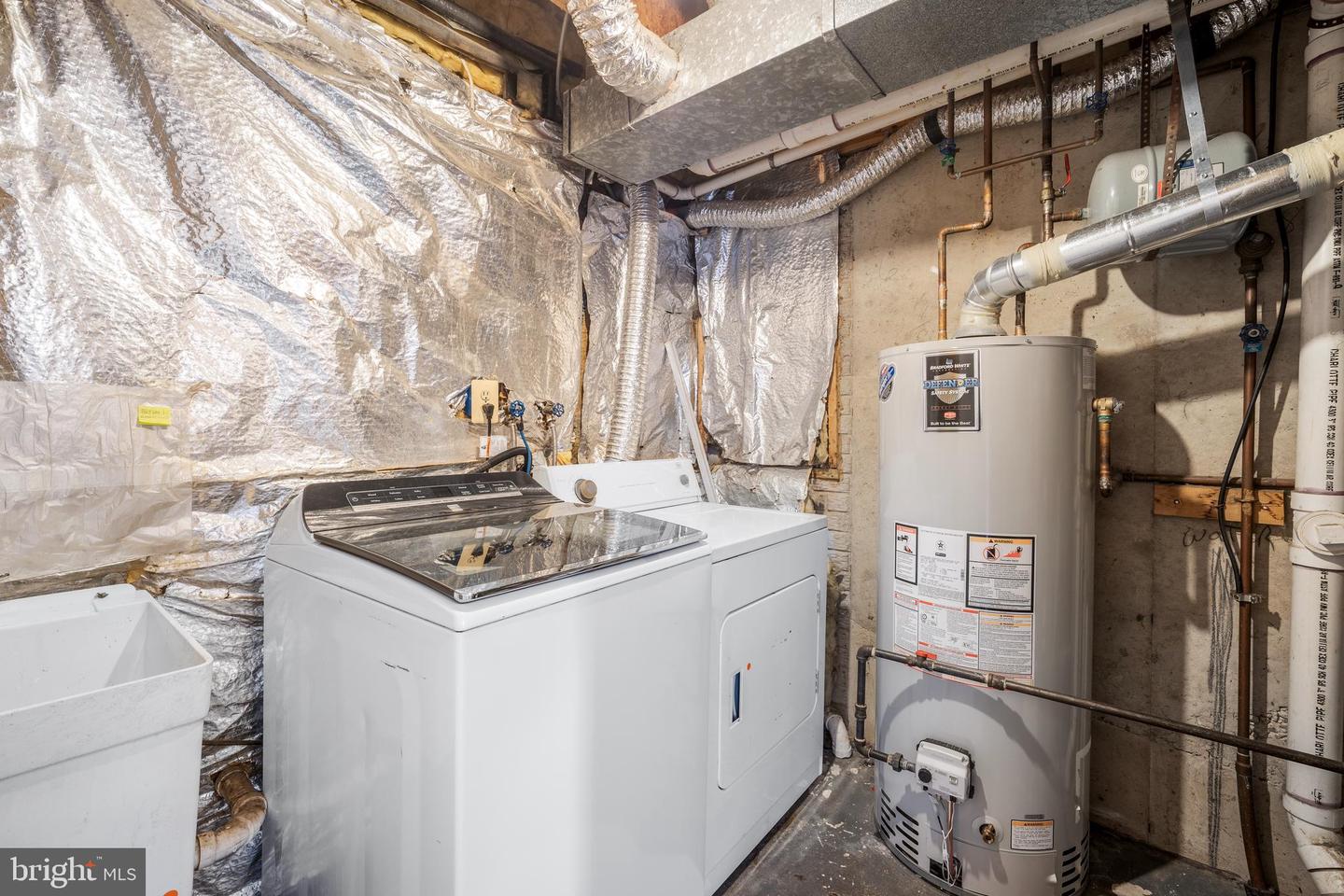 22078 MANNING SQ, STERLING, Virginia 20166, 4 Bedrooms Bedrooms, ,3 BathroomsBathrooms,Residential,For sale,22078 MANNING SQ,VALO2114000 MLS # VALO2114000